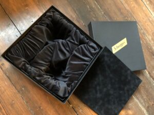 Luxury lined box